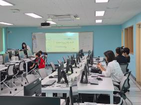 2025학년도 선택형 돌봄 및 선택형 교육 학부모 공개수업 장면 사진(컴퓨터부)